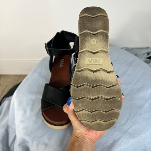 MIA Wedge Sandals size 7 - Picture 8 of 8